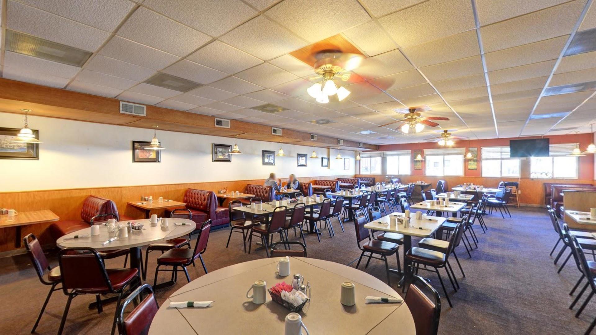 Knoxville Bar and Grill